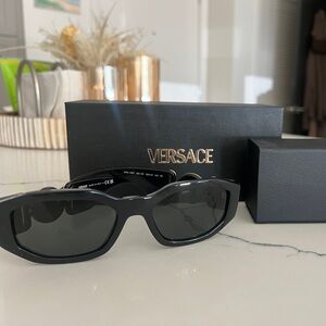 VERSACE sunglasses